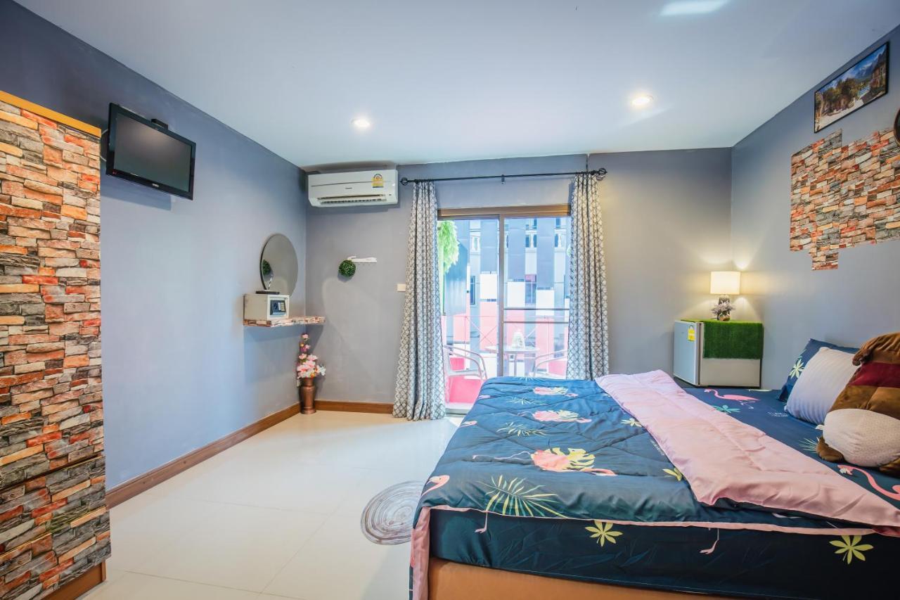 Bed and Breakfast Menulis Coolly House Patong Esterno foto
