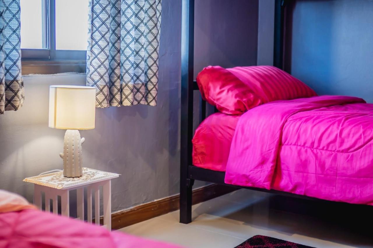 Bed and Breakfast Menulis Coolly House Patong Esterno foto