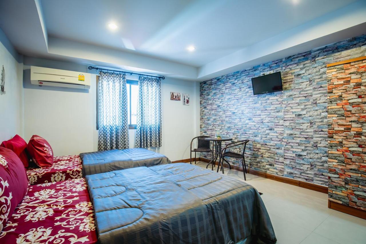 Bed and Breakfast Menulis Coolly House Patong Esterno foto